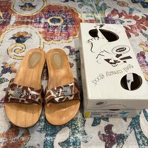 Dr. Scholl's Giraffe Print Slide Sandals